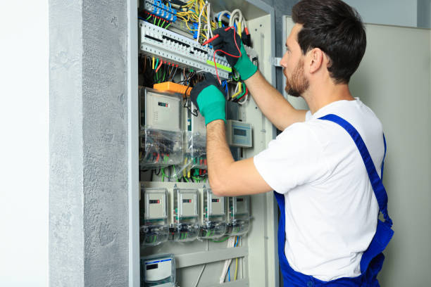 Best Affordable Emergency Electrician  in Proctor, VT